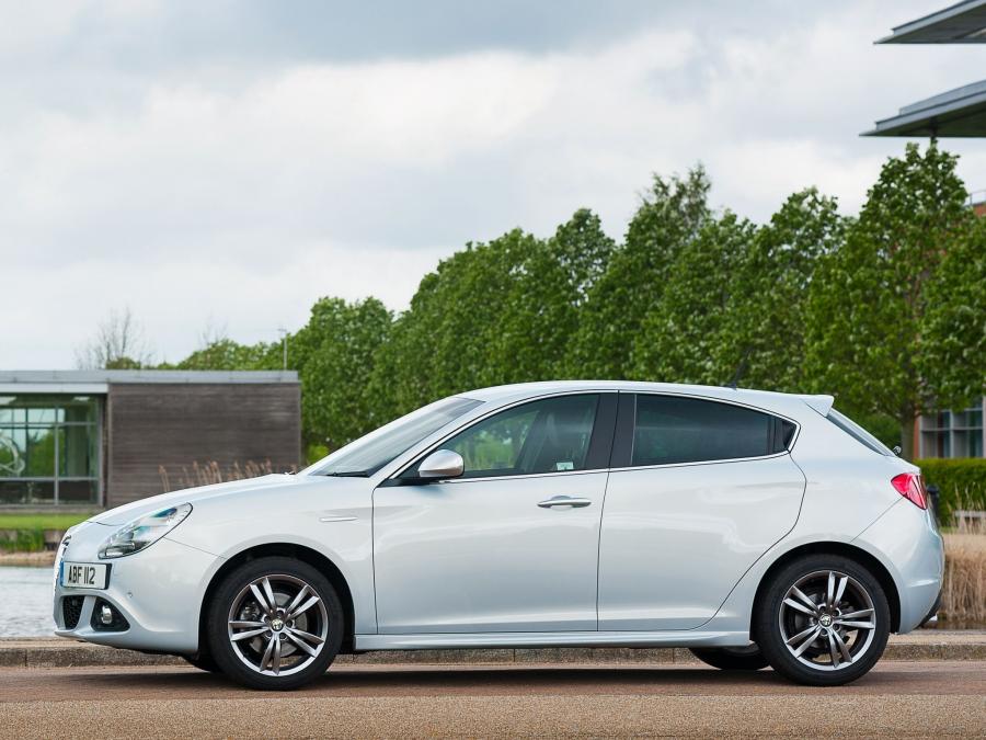  Alfa Romeo Giulietta (940) 2014 года  (UK) (фото 53 из 54)